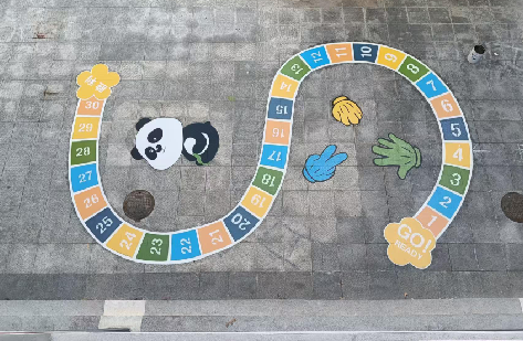 竹山地面游戏彩绘